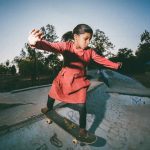 印度《滑板女孩》(Skater Girl) 衝破種姓、階級和性別藩籬，自由地馳騁。一位德國老師如何用滑板改變了這個社區？
